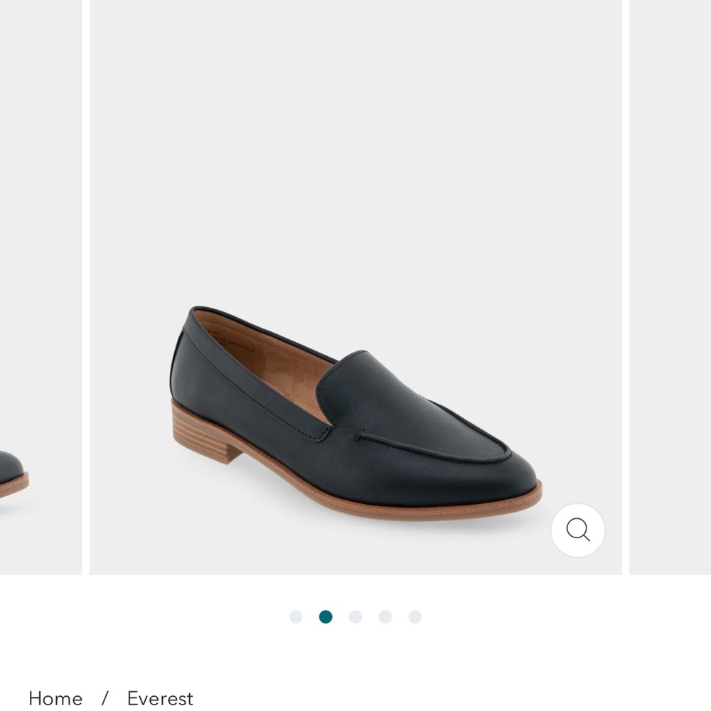 Women's Black Leather Loafers - Size 9 - AEROSOLES